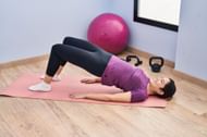 Glute bridges. (Image via Freepik)